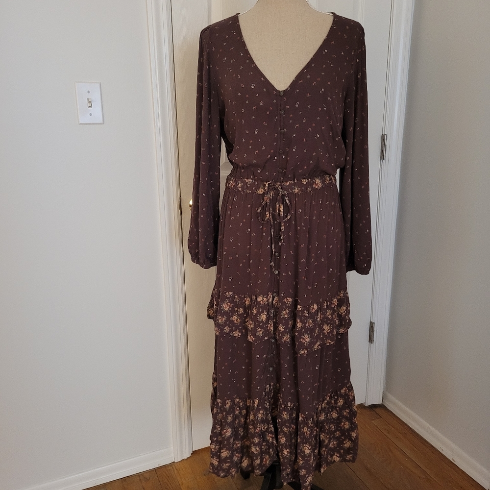 American Eagle Large Maxi Dress